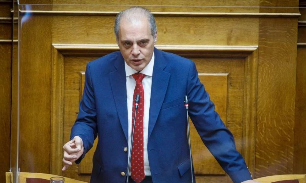 Βελόπουλος: Να απολογηθεί ο ίδιος ο πρωθυπουργός για το έγκλημα των Τεμπών